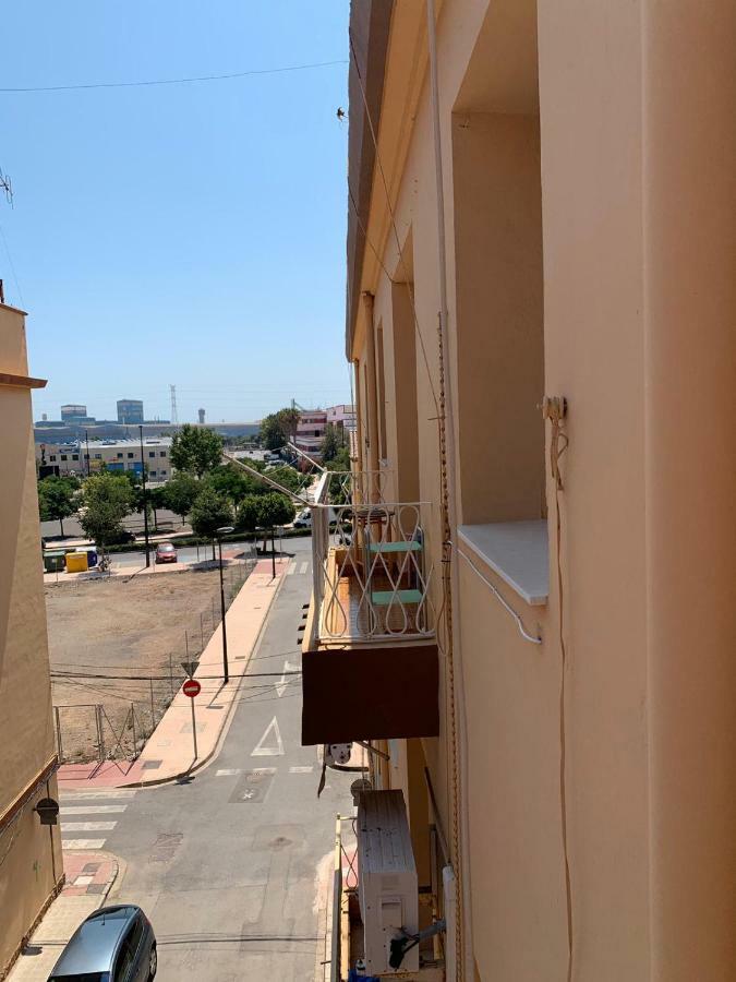 La Casa De Los Tres Amigos Sagunto Екстериор снимка