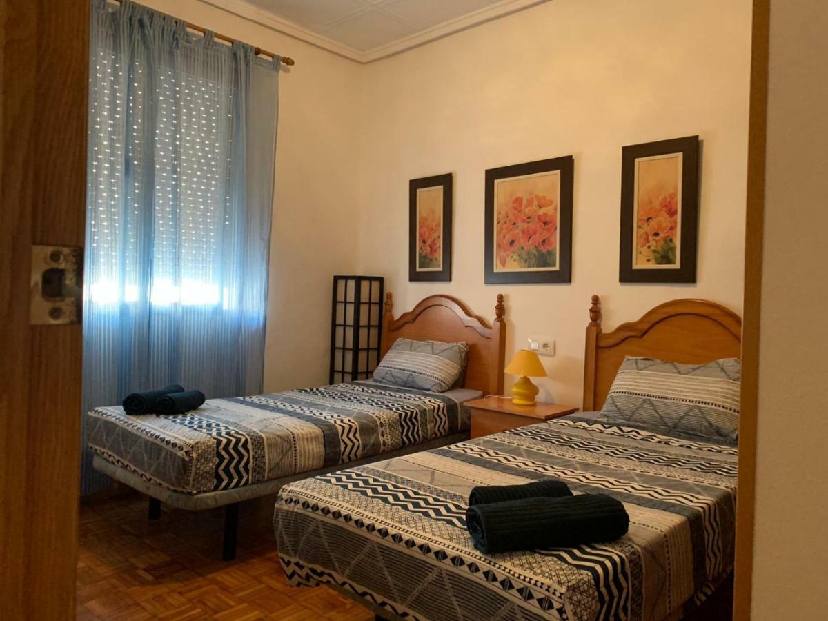 La Casa De Los Tres Amigos Sagunto Екстериор снимка