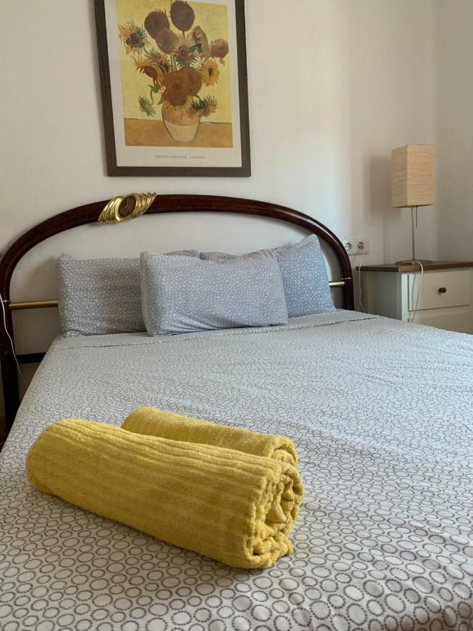 La Casa De Los Tres Amigos Sagunto Екстериор снимка